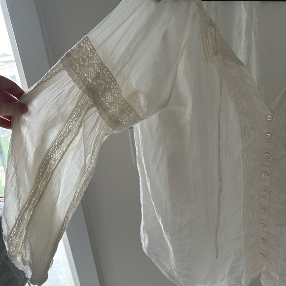 Spell Cream Buttoned Relaxed Blouse - Picture 5 of 13